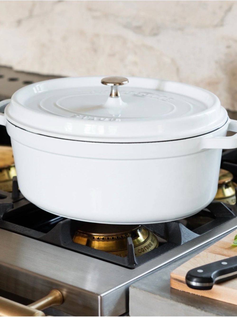 Staub Oval Cocotte 31 - 5.75qt White NIB